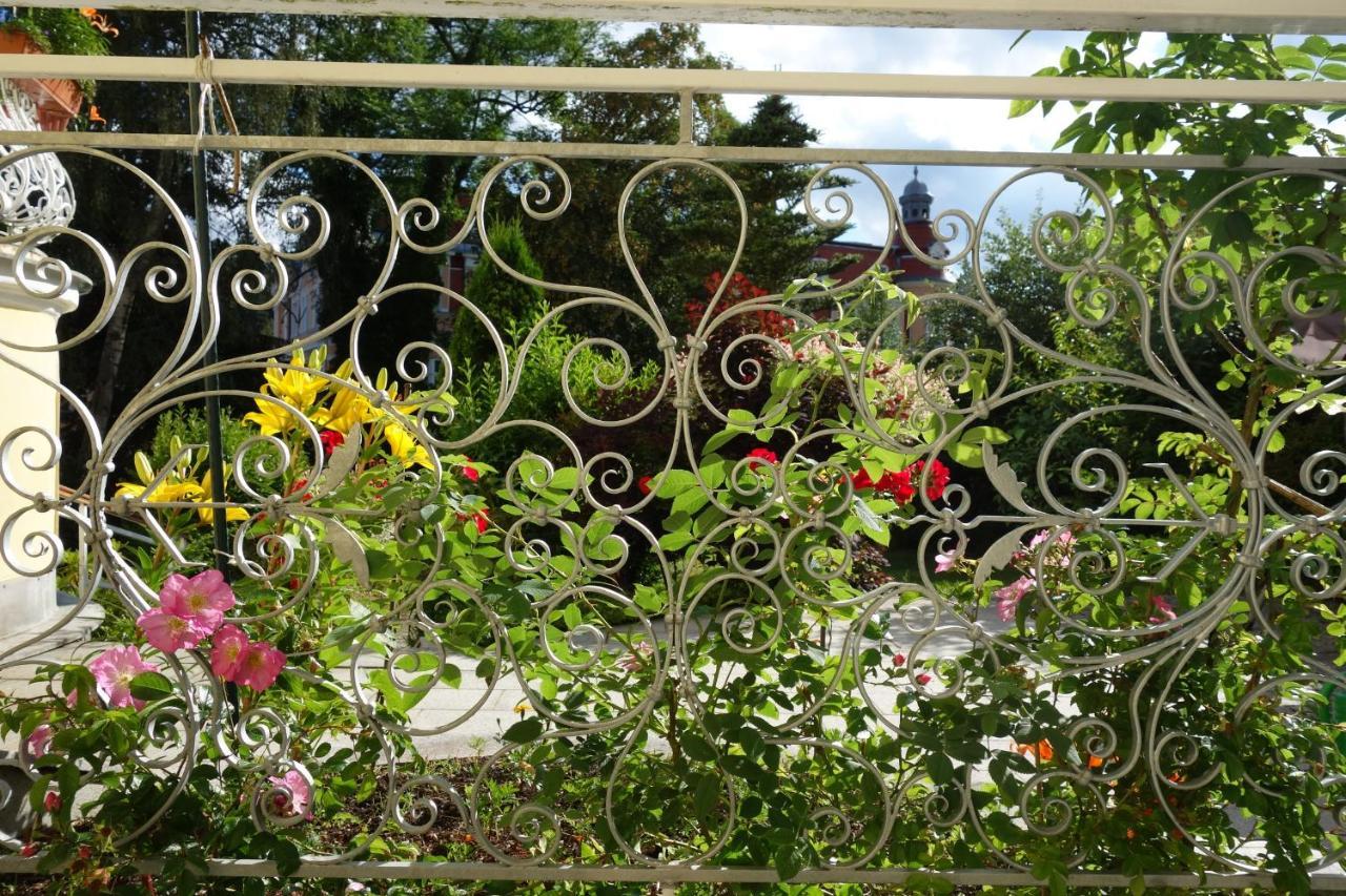 Villa Sonnenstrahl Mariánské Lázně Eksteriør bilde