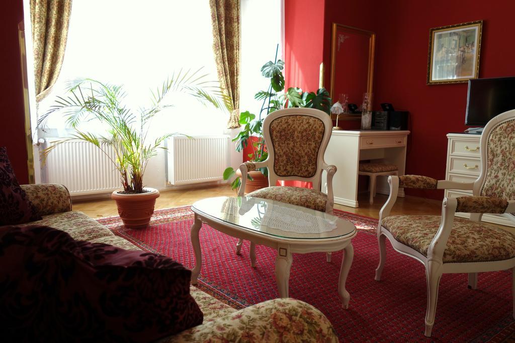Villa Sonnenstrahl Mariánské Lázně Eksteriør bilde